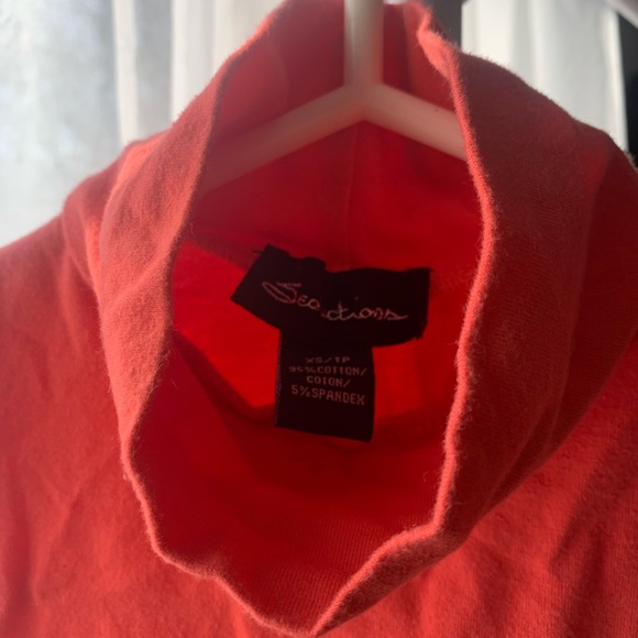 Miss mamas turtleneck top - Picture 9 of 11